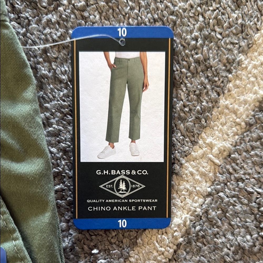 G.H. Bass & Co. Olive Chino Ankle Pants XX